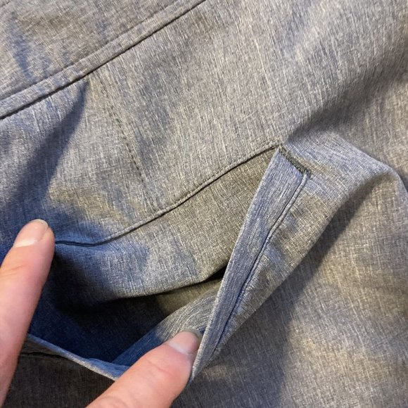 32 Degrees Cool Men's Performance Grey Shorts Size 40 - Picture 11 of 12